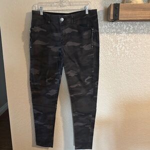 Democracy Black Camo Skinny Jeans
